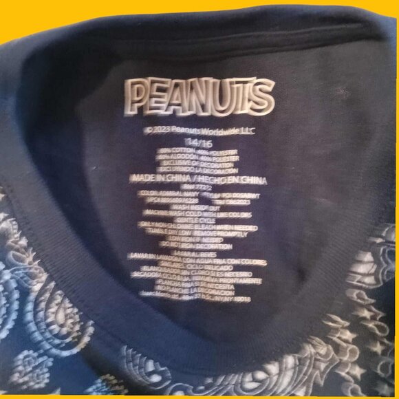 (Peanuts) Snoopy Joe Cool T-shirt - Picture 3 of 3